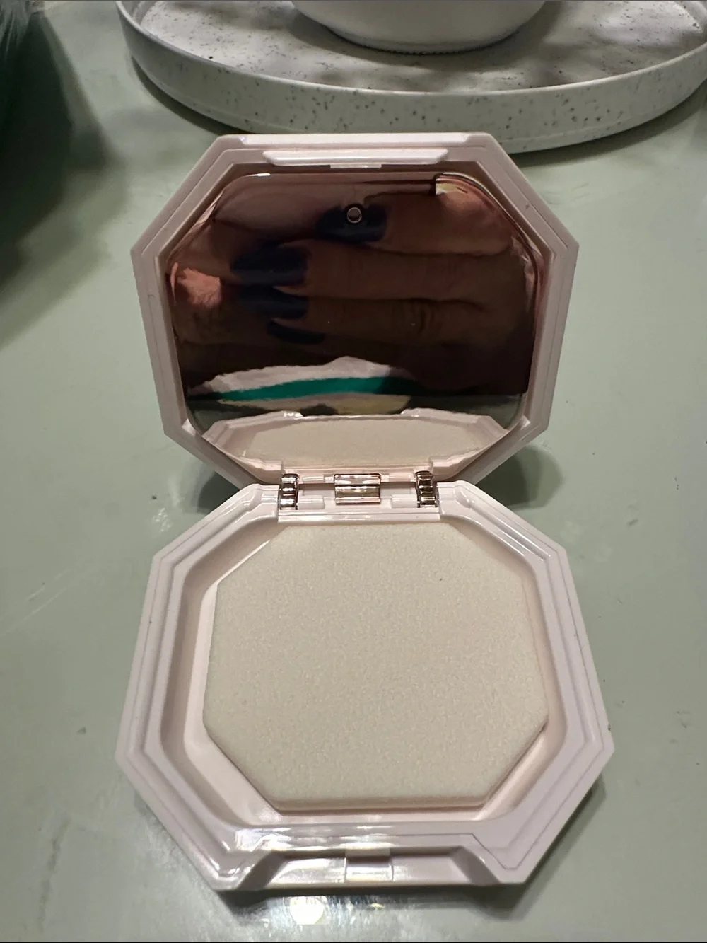 Pressed Face Powder Compact in Light Beige -#130 (no box)
